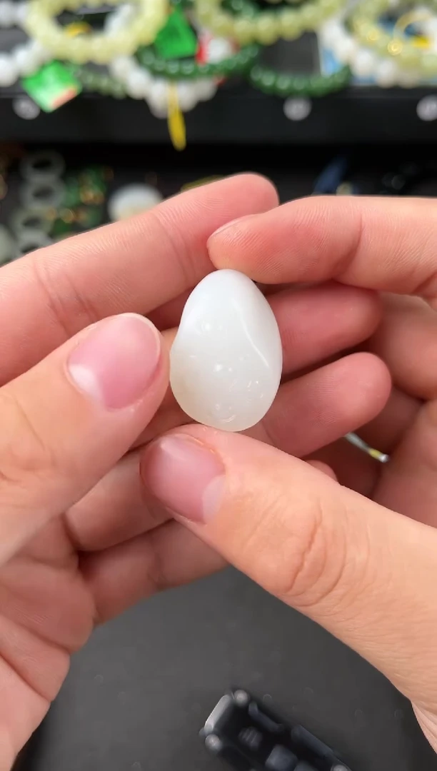 【闪购商品】和田玉挂件未镶嵌且末天泰白玉挂件微色差