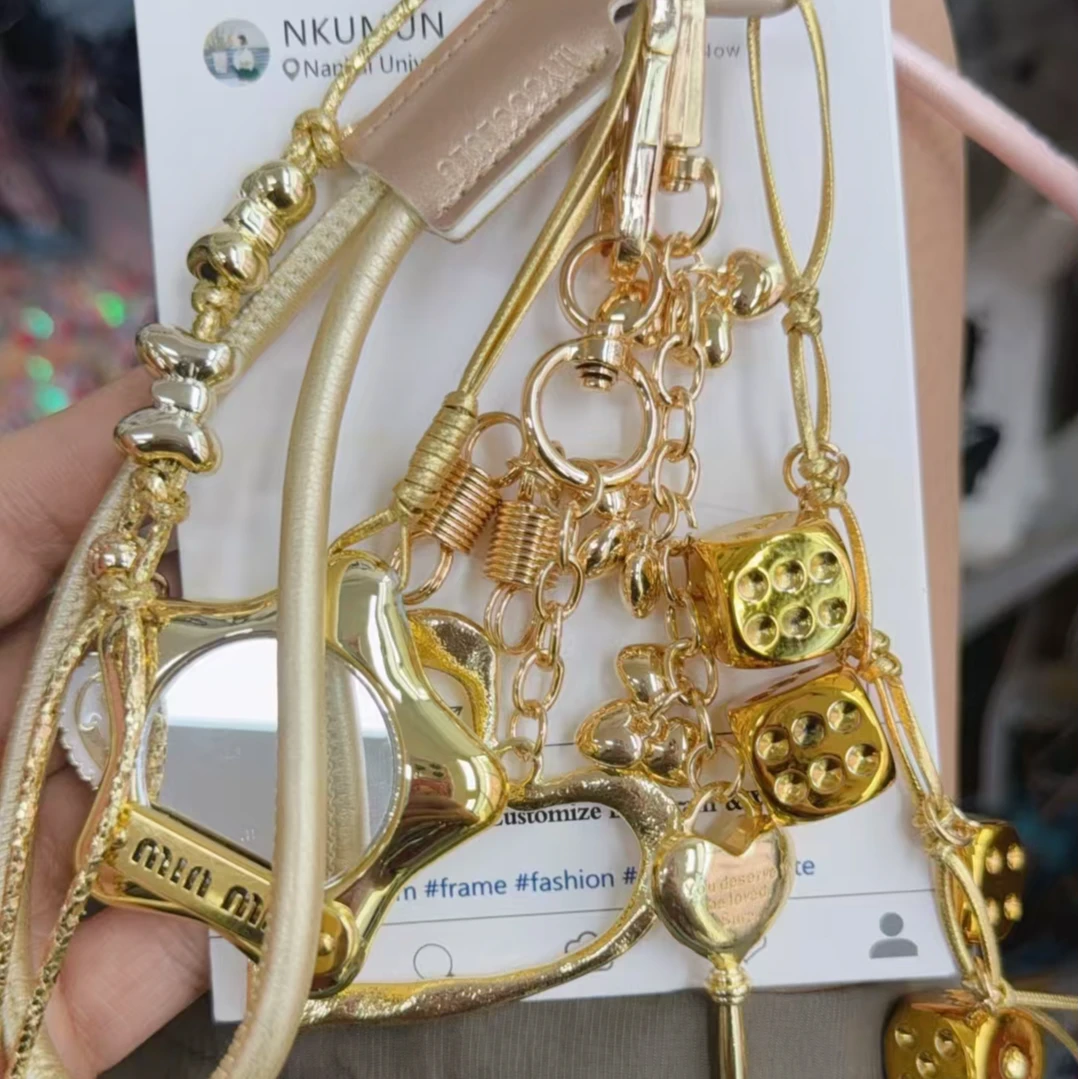 【j301-400】过款/手机链钥匙扣miu系挂件包挂高级感手机挂饰配件