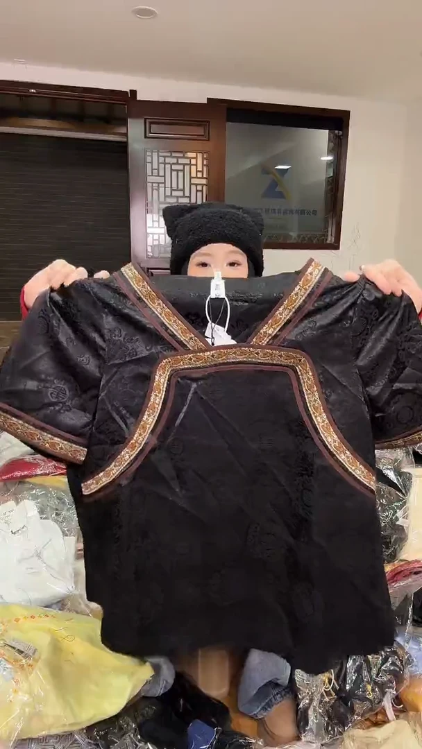 3XL码    135-145斤  半袖