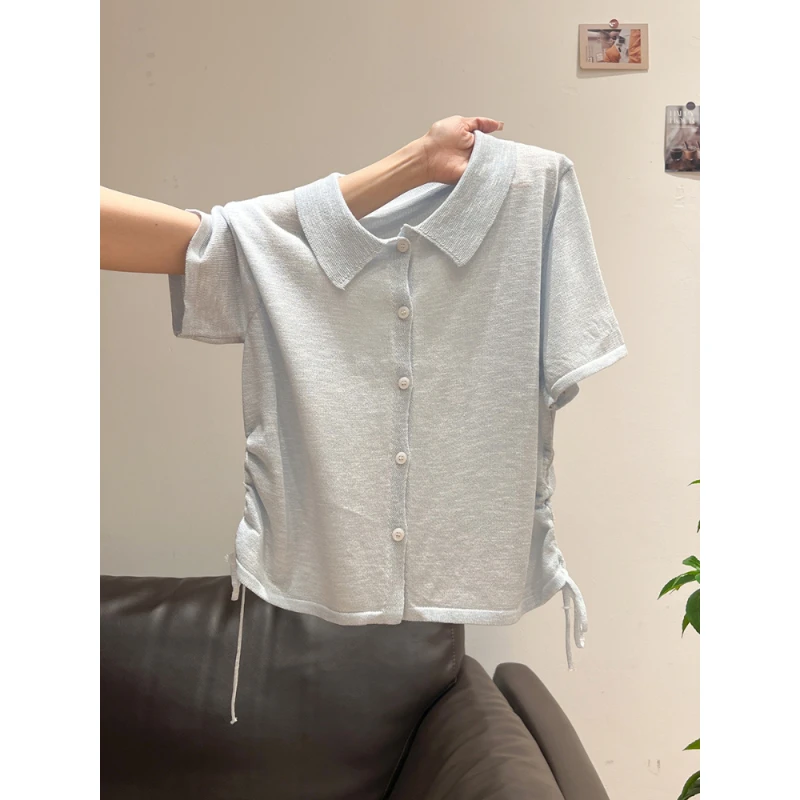 2025年夏季新款纽扣设计感翻领短袖T恤女褶皱开衫小个子修身上衣