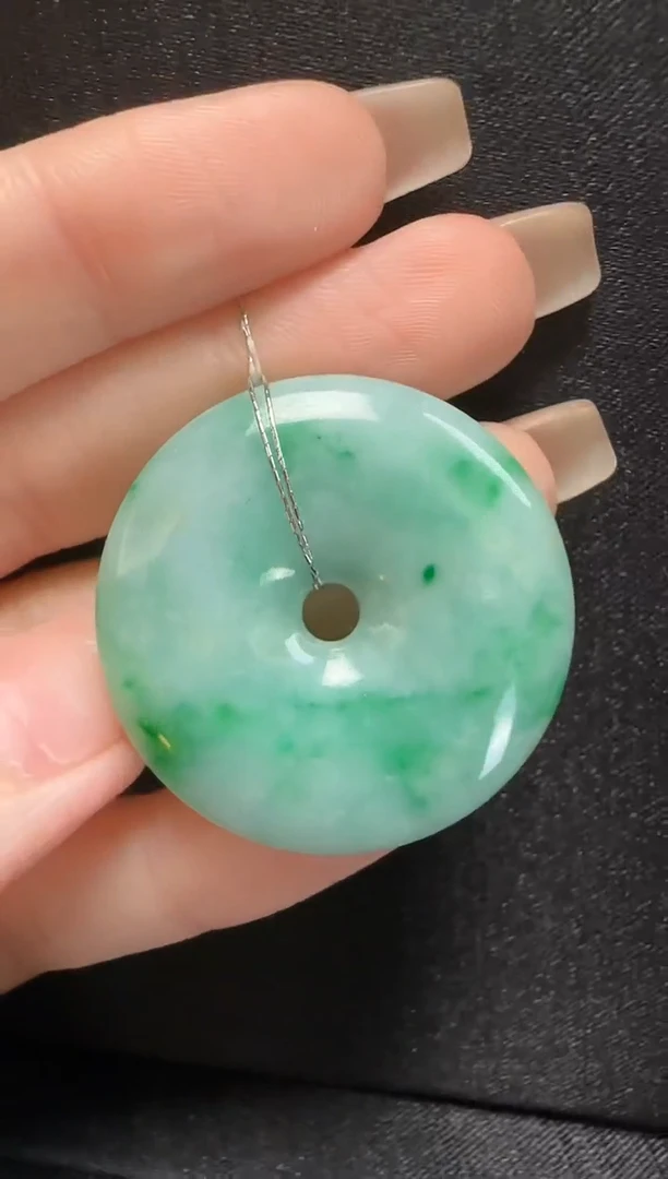 【闪购商品】翡翠颈饰未镶嵌131平安扣一个