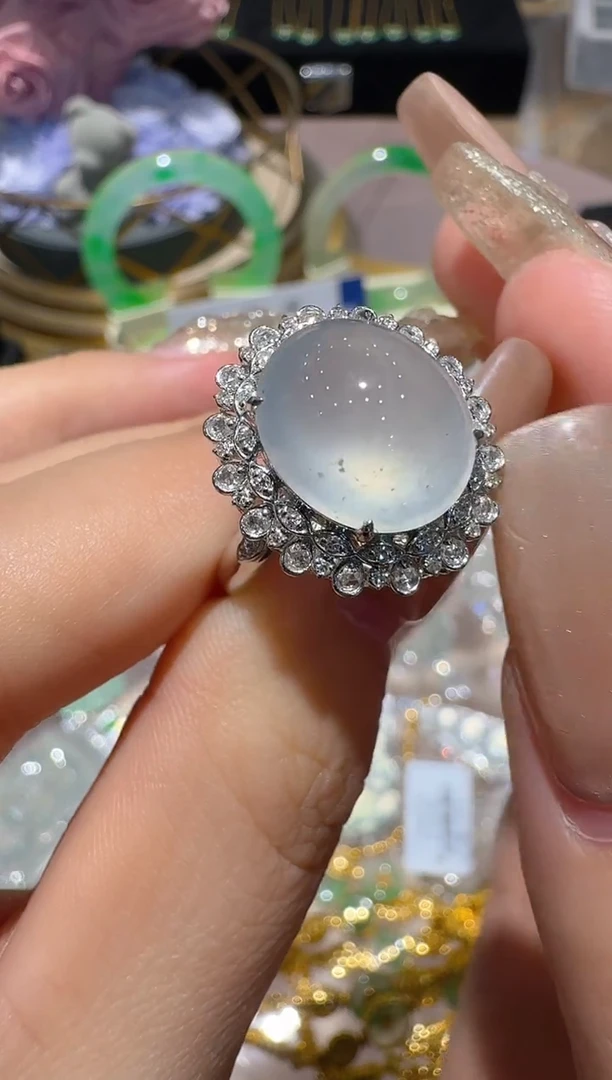 18K金镶嵌戒指翡翠多样性团购发一件