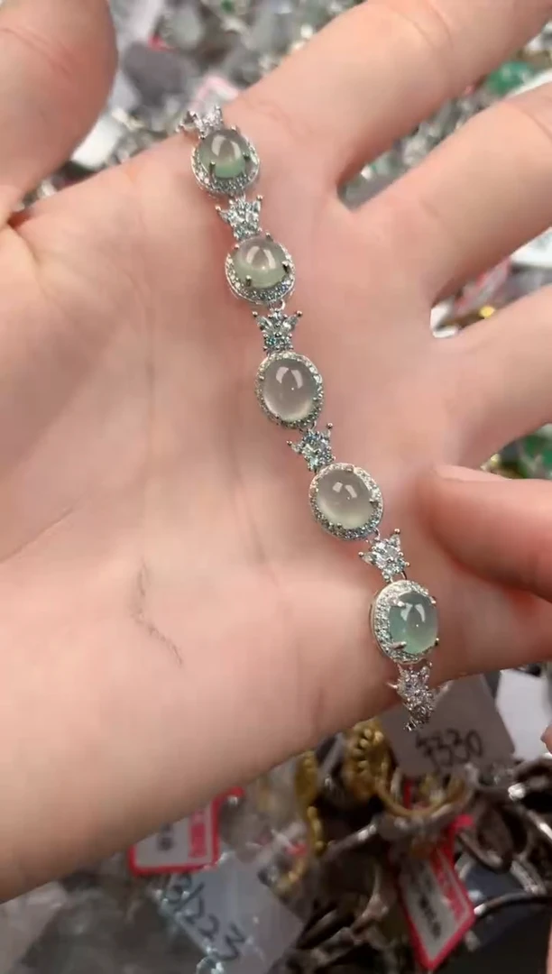 银S925镶嵌戒指翡翠888    1