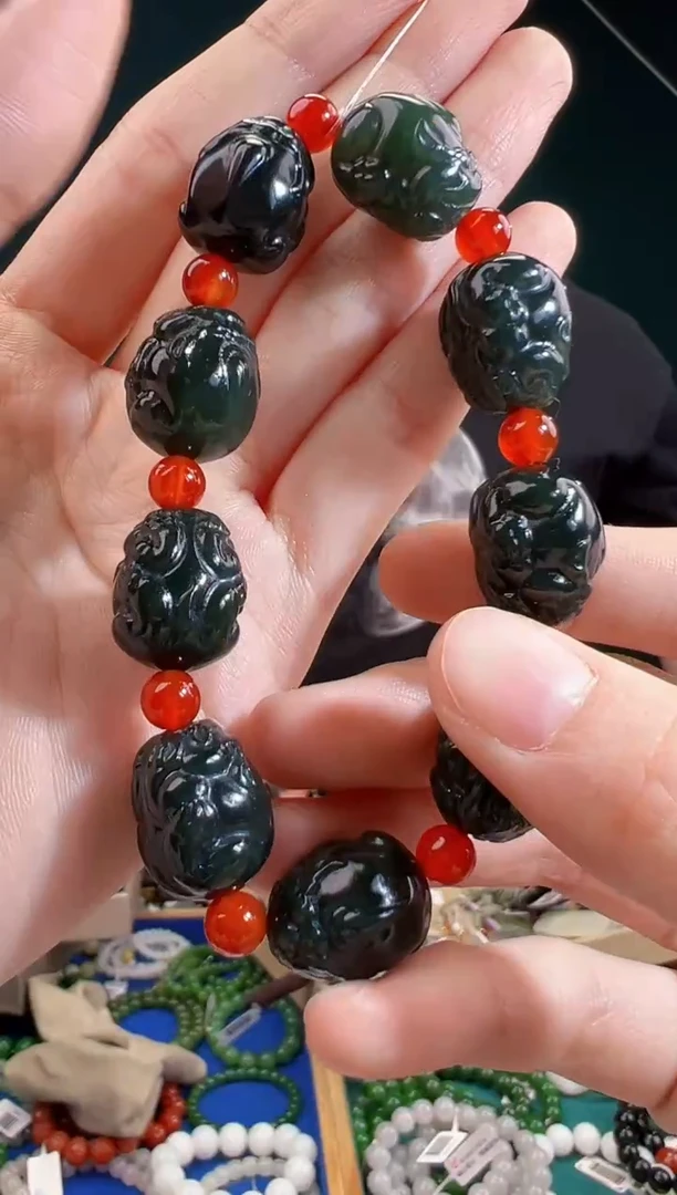 颈饰未镶嵌和田玉多样性发货 拍一单发一个