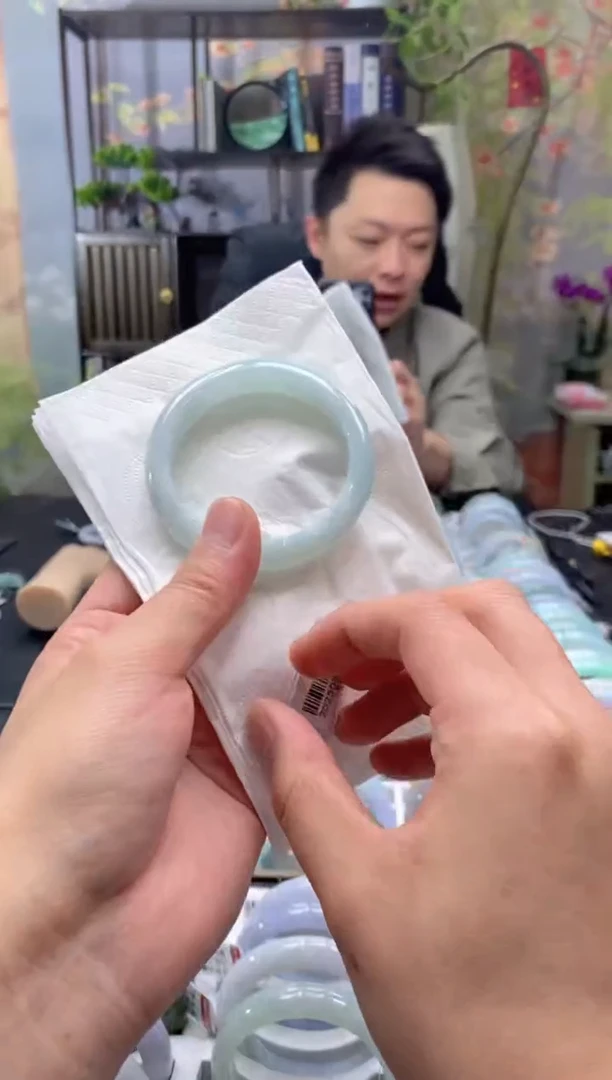 未镶嵌手镯翡翠41******