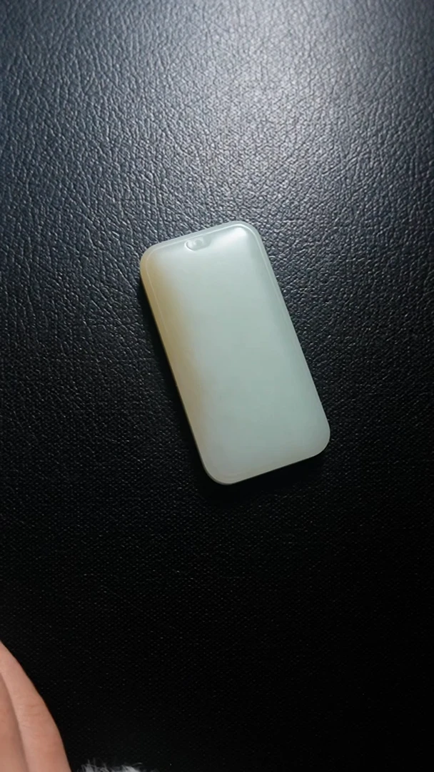 颈饰未镶嵌和田玉无事牌