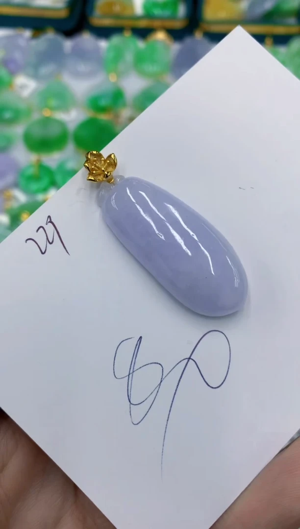 翡翠未镶嵌颈饰1111111111