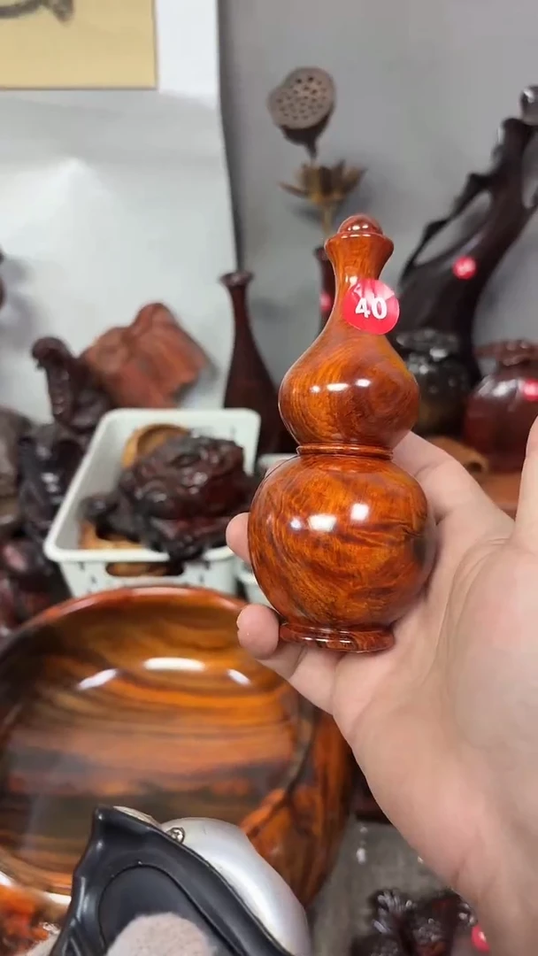 木龙*大红酸枝葫芦摆件一个