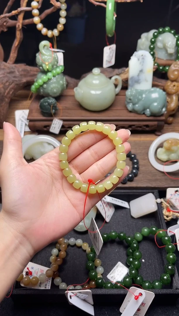 手串未镶嵌和田玉卡9若羌黄 极限弧9010870