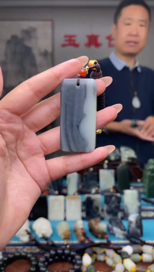 未镶嵌和田玉挂件1