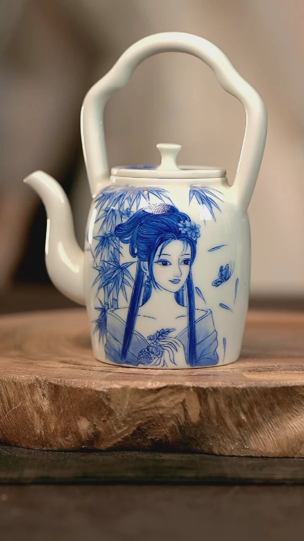 手绘高温现代瓷 气窑  人物提梁壶130C