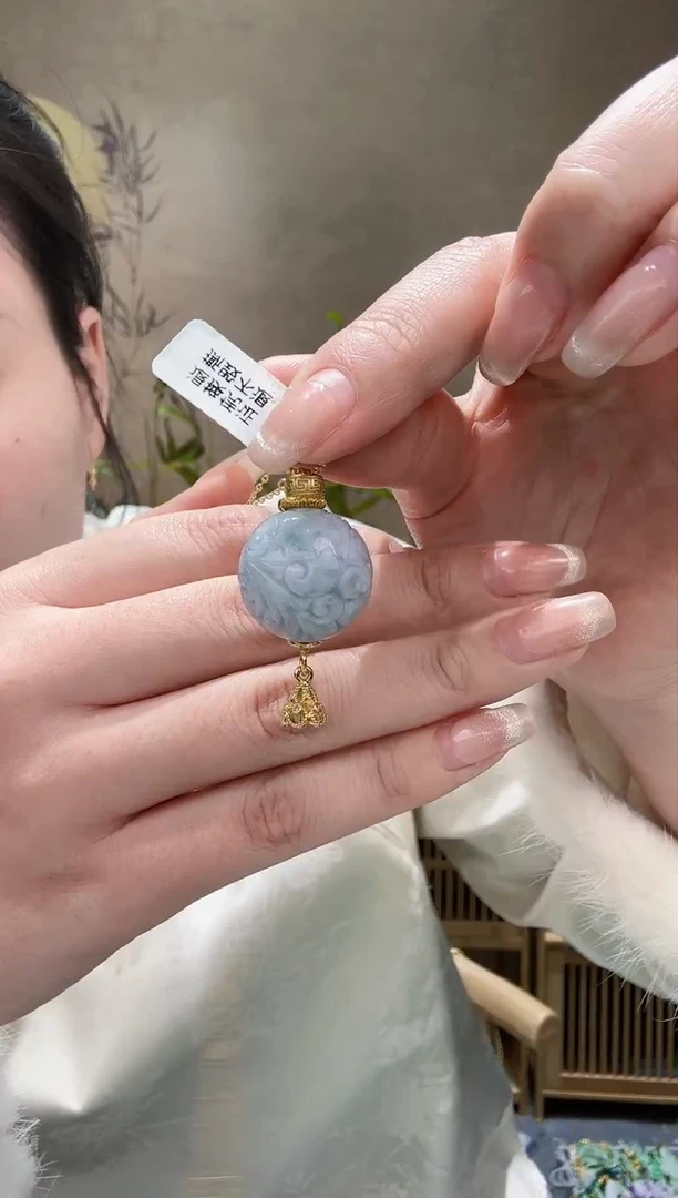 【闪购商品】翡翠颈饰未镶嵌吊坠