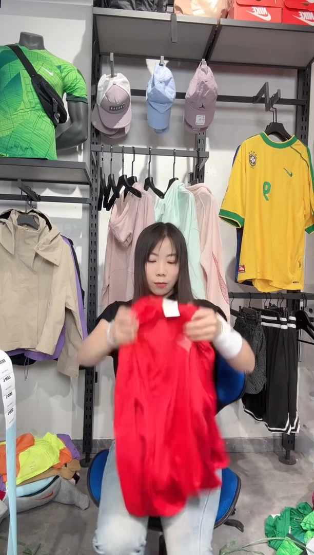 1405 编码 瑕疵款直播间过款为准 尺码M