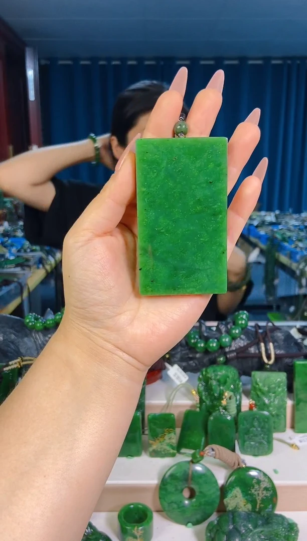 和田玉未镶嵌挂件1