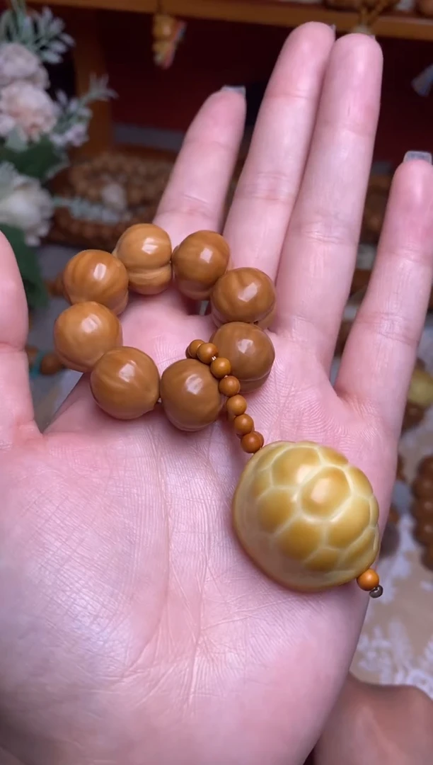 把件猴头核桃全品无暇屁桃➕大富甲手捻