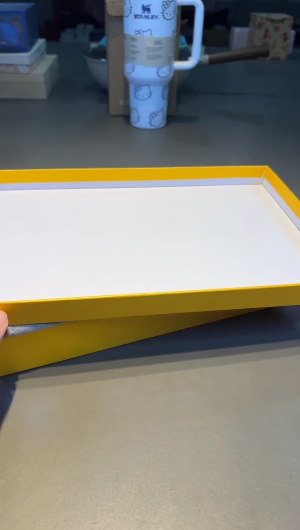 l灰粉 小新全球仓小新全球仓小新全球仓