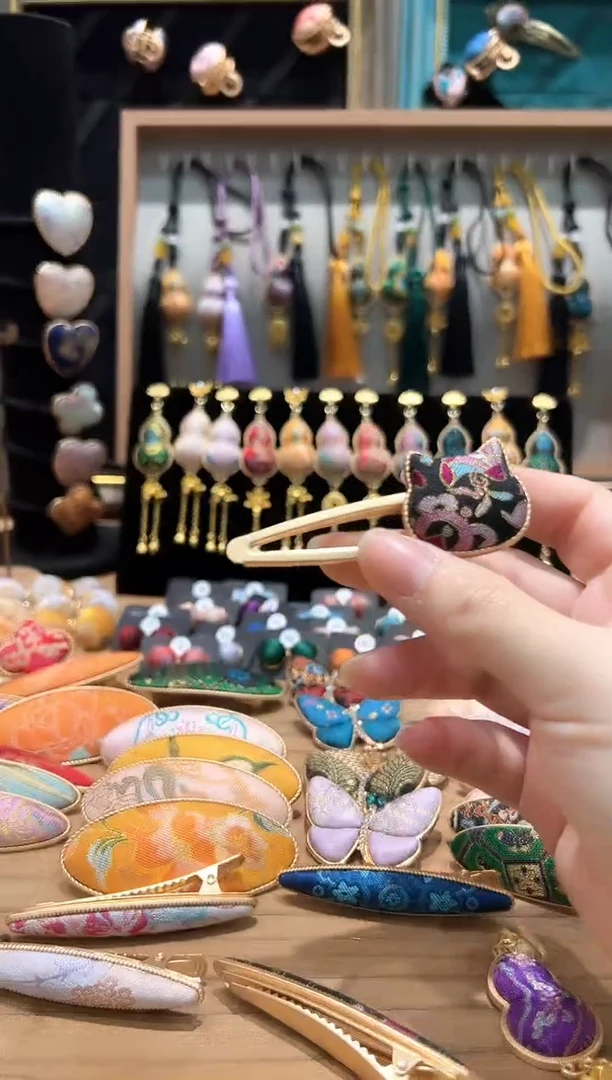 【闪购商品】【孤品车3.4】黑彩杂宝猫头鸭嘴夹