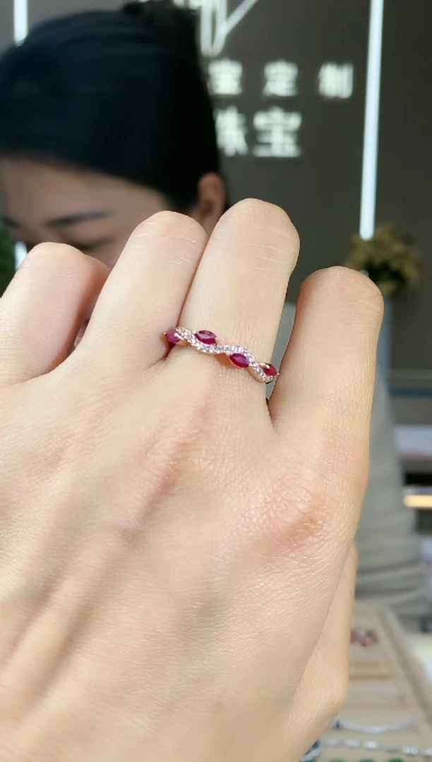 【闪购商品】红宝石手饰银S925镶嵌手饰