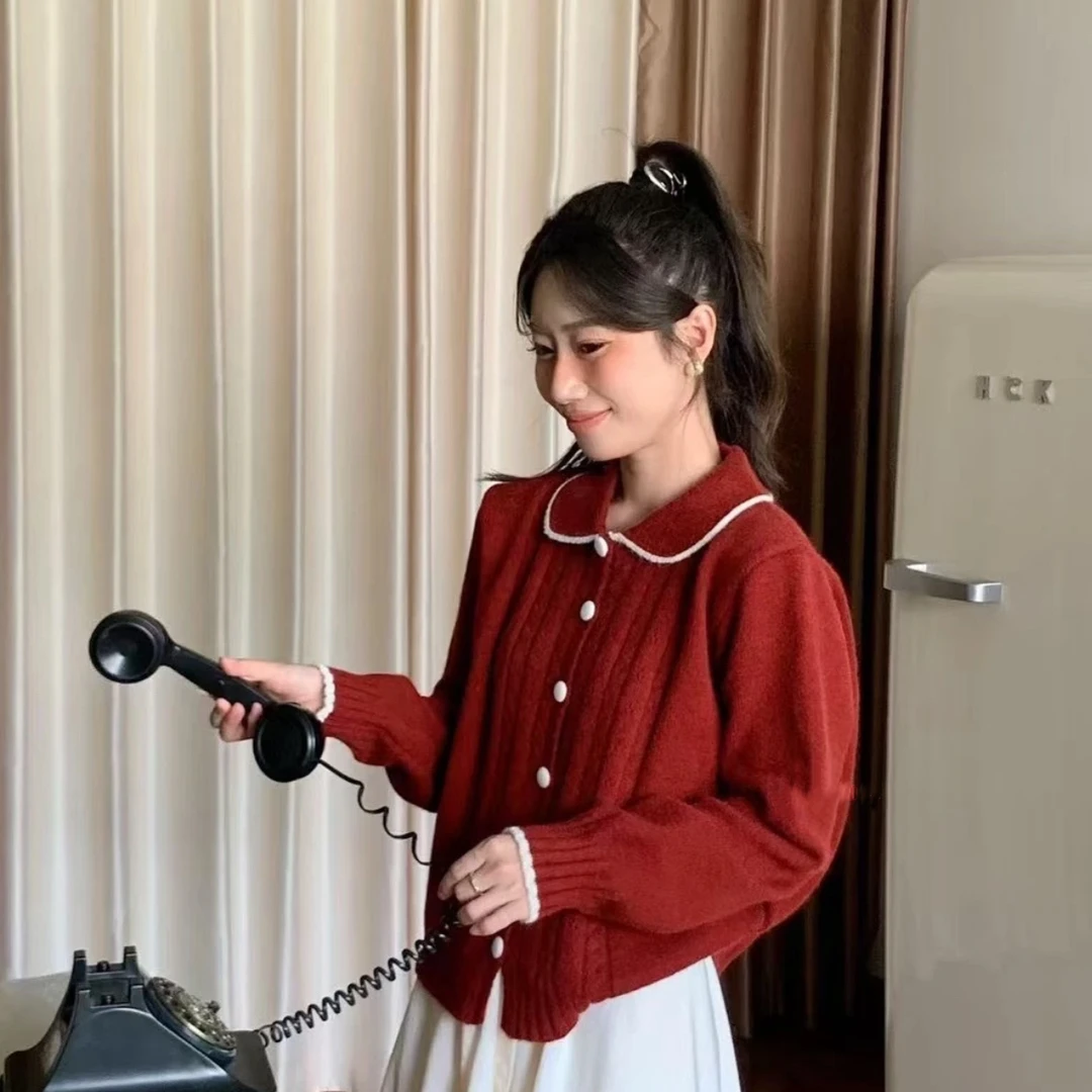 复古拼色娃娃领包扣针织毛衣女秋冬温柔甜美复古麻花软糯开衫外套