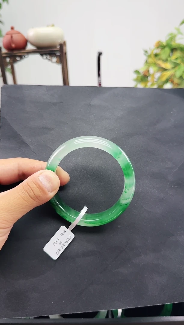 石英质玉手镯未镶嵌58.7