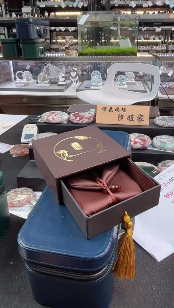 未镶嵌手镯石英质玉六*六圈口（赠品镯心）