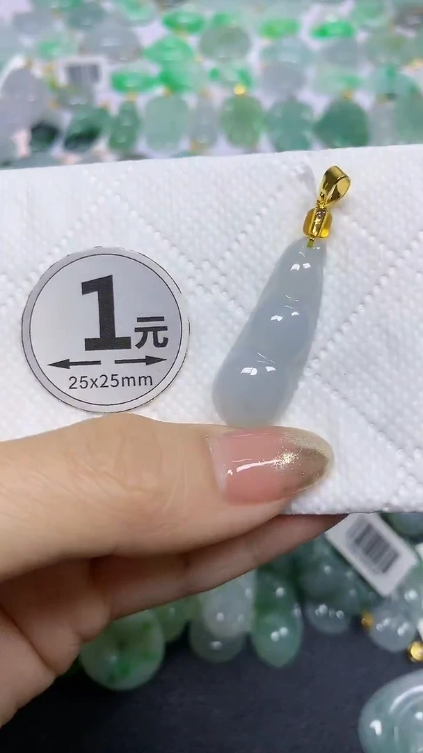 颈饰未镶嵌翡翠天然翡翠A货