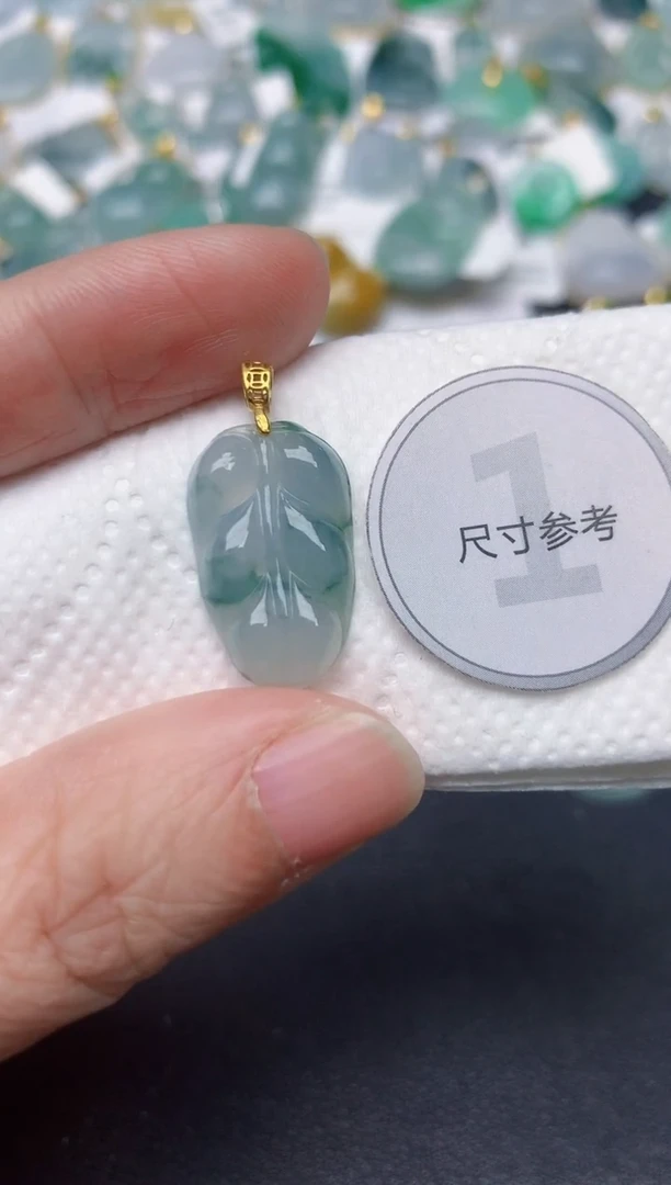 颈饰未镶嵌翡翠天然缅甸A货翡翠