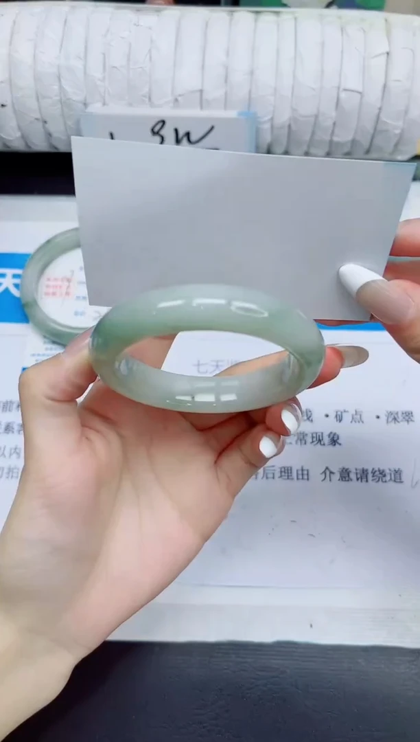 石英质玉手镯未镶嵌324/52