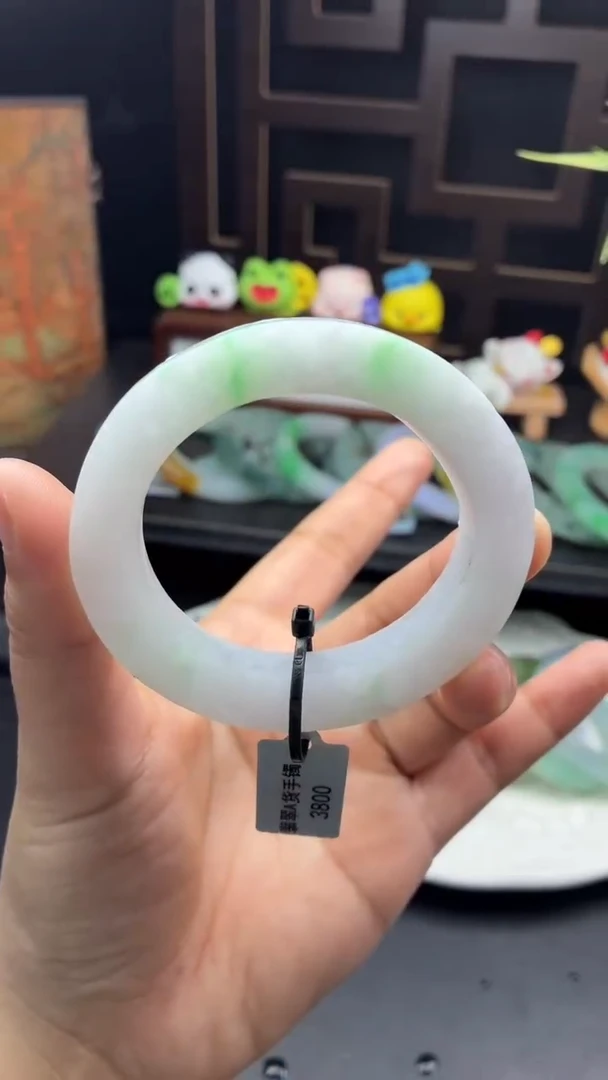 未镶嵌手镯定制翡翠胶润干净清爽白底青美美镯49-55贵妃-4