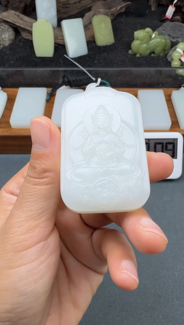 颈饰未镶嵌和田玉2