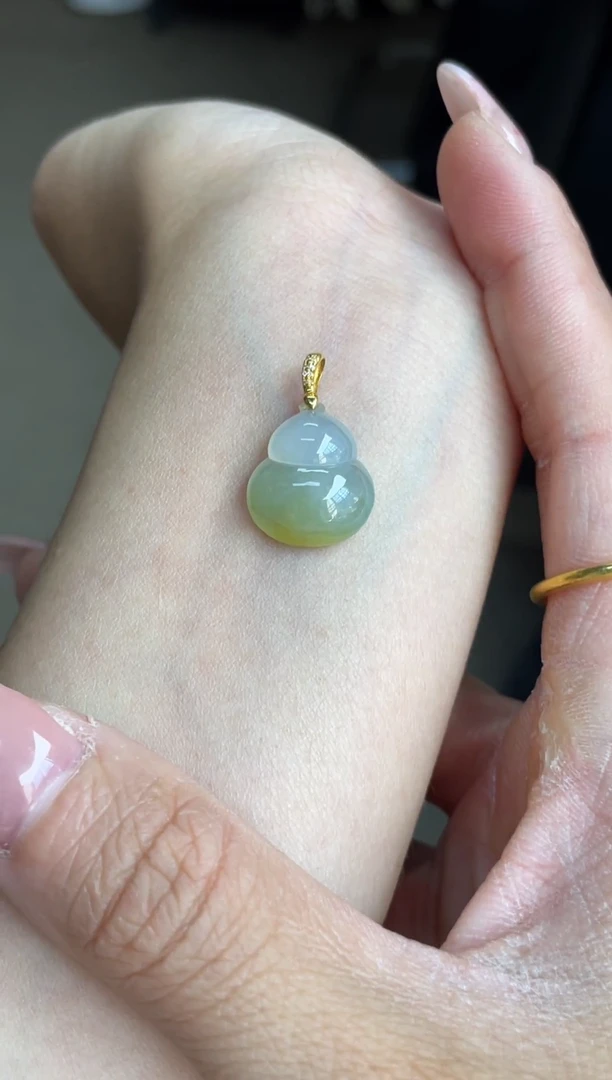 颈饰18K金镶嵌翡翠(21号）纯天然A货缅甸翡翠  葫芦锁骨吊坠