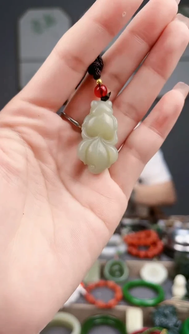 【闪购商品】和田玉颈饰未镶嵌多样性发货拍一单发一个