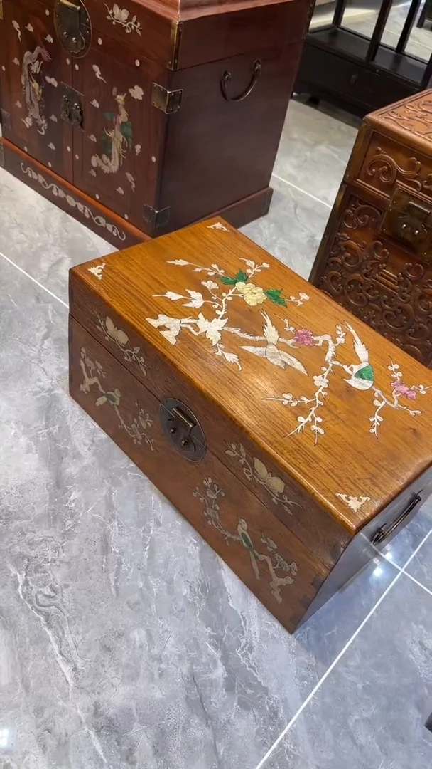 木喜鹊登梅螺钿首饰箱