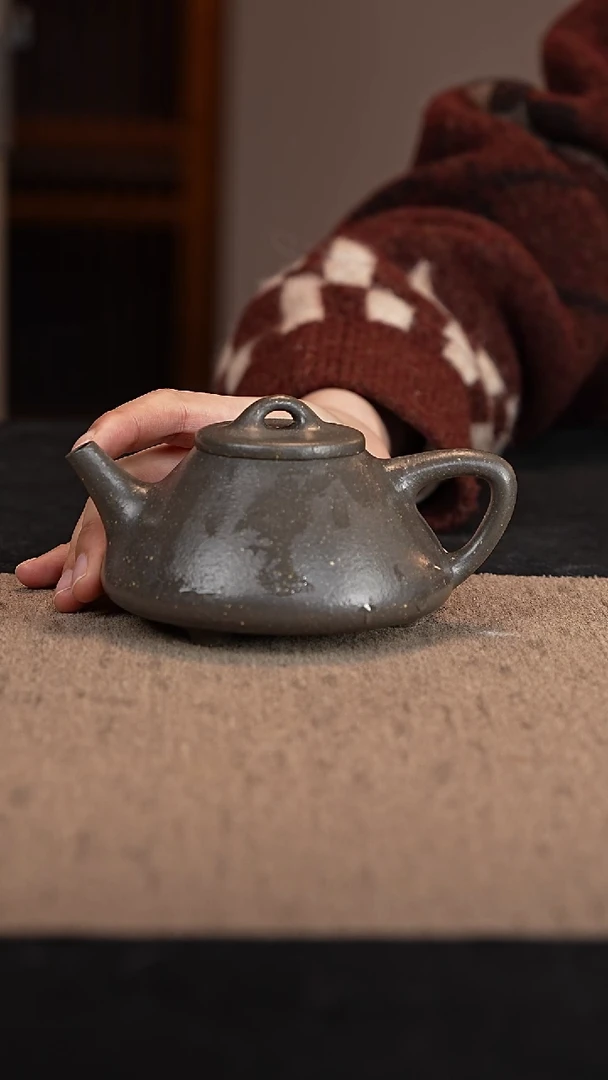 【闪购商品】紫砂茶壶青灰泥子冶石瓢