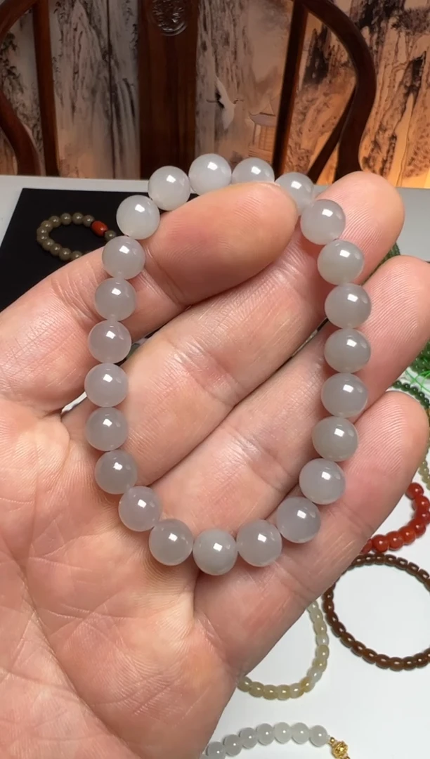 【闪购商品】和田玉手链未镶嵌8MM烟紫