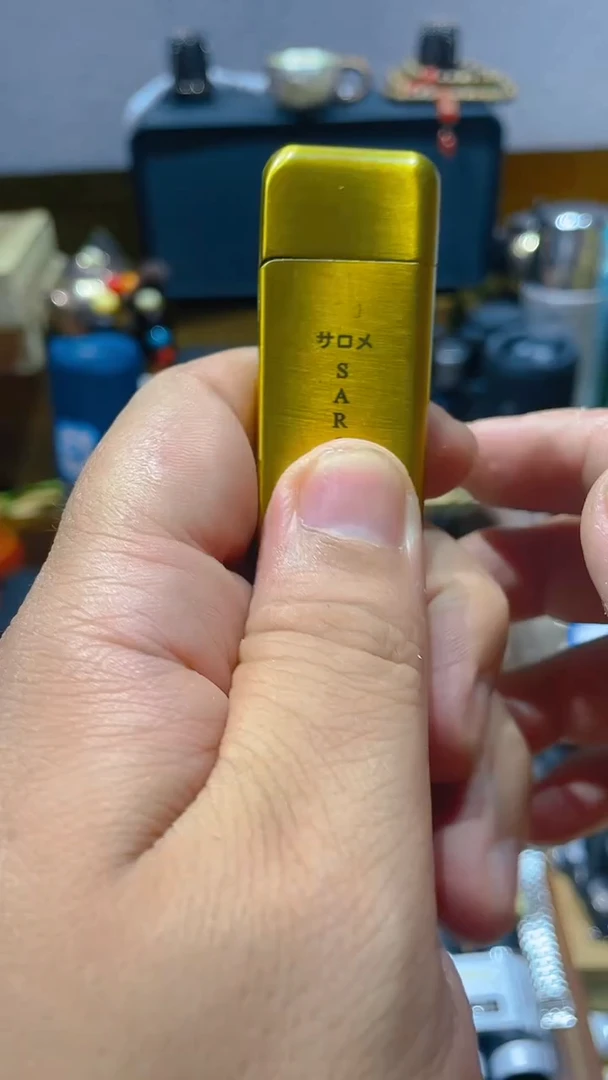 瓷片闪购商品 如图所示