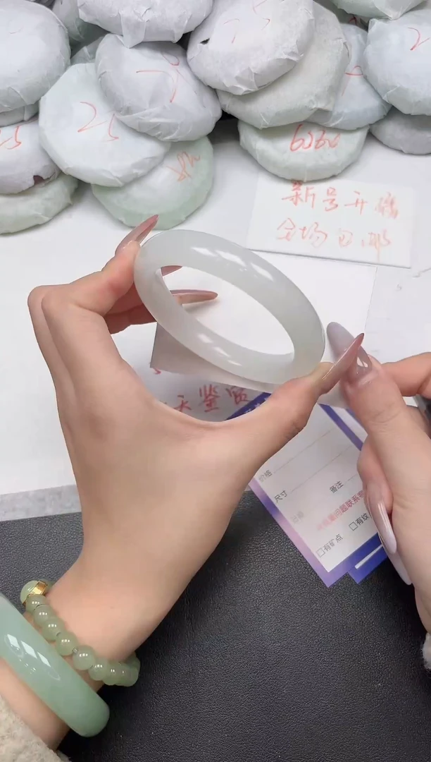 东凌女款手镯164-62