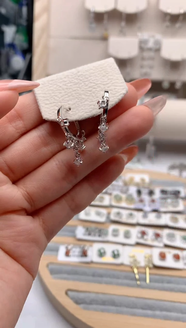 【闪购商品】翡翠耳饰银S925镶嵌3号