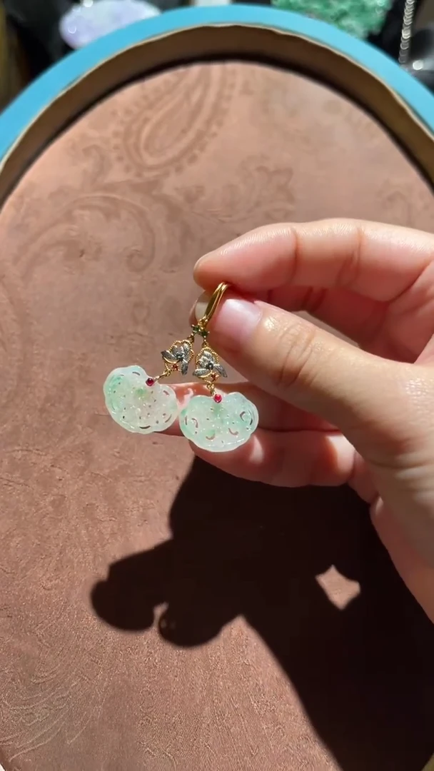 银S925镀金镶嵌翡翠耳环红翡绿翠