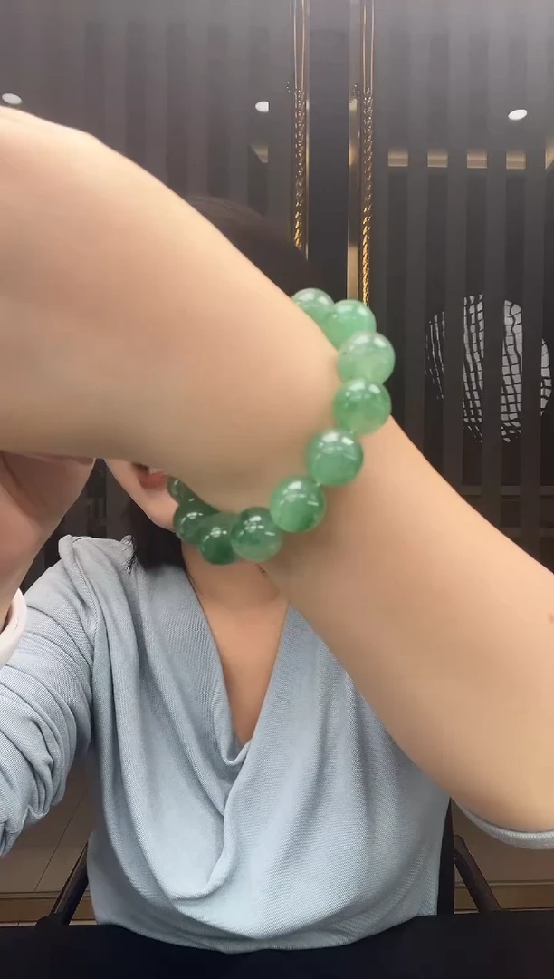 未镶嵌手镯石英质玉8