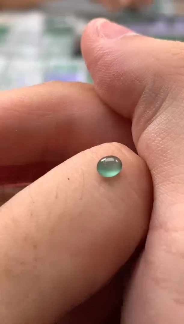 定制翡翠未镶嵌窝***谁翡翠