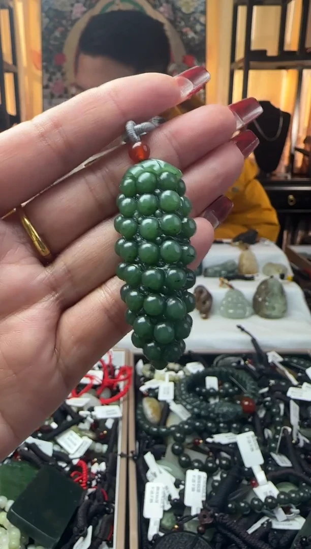 颈饰未镶嵌和田玉和田玉吊坠31