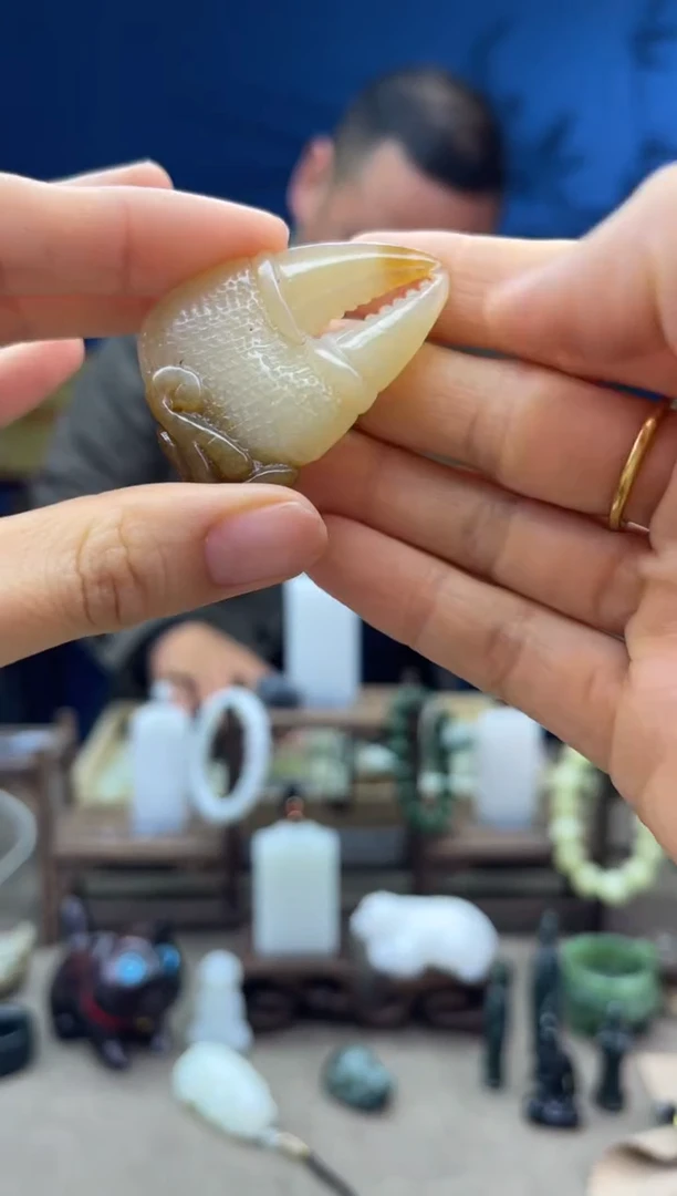 【闪购商品】和田玉颈饰未镶嵌1