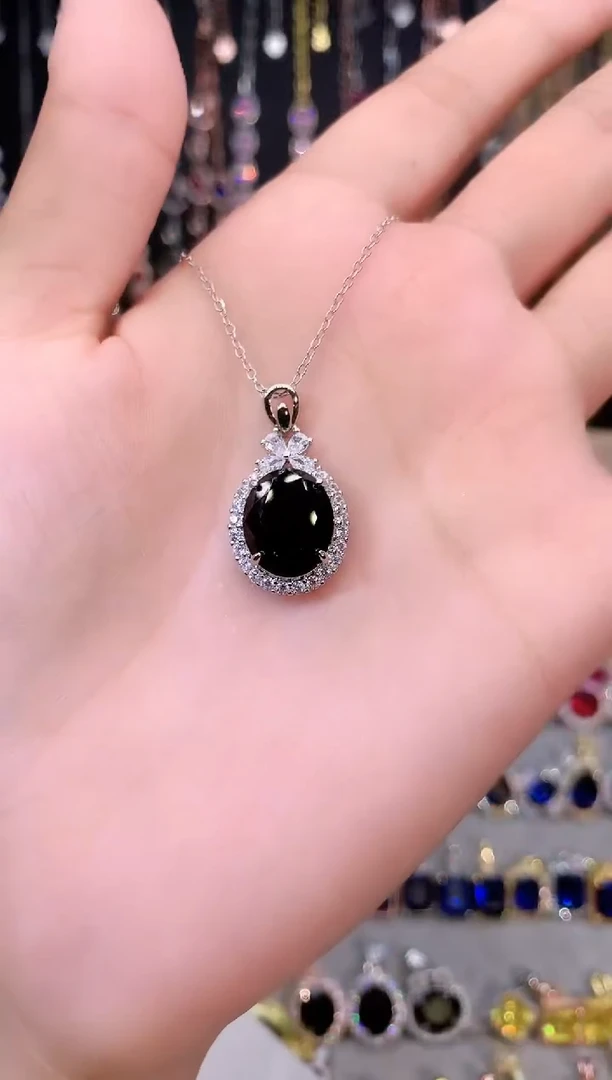 蓝宝石吊坠(赠链)银S925镶嵌银色10.12