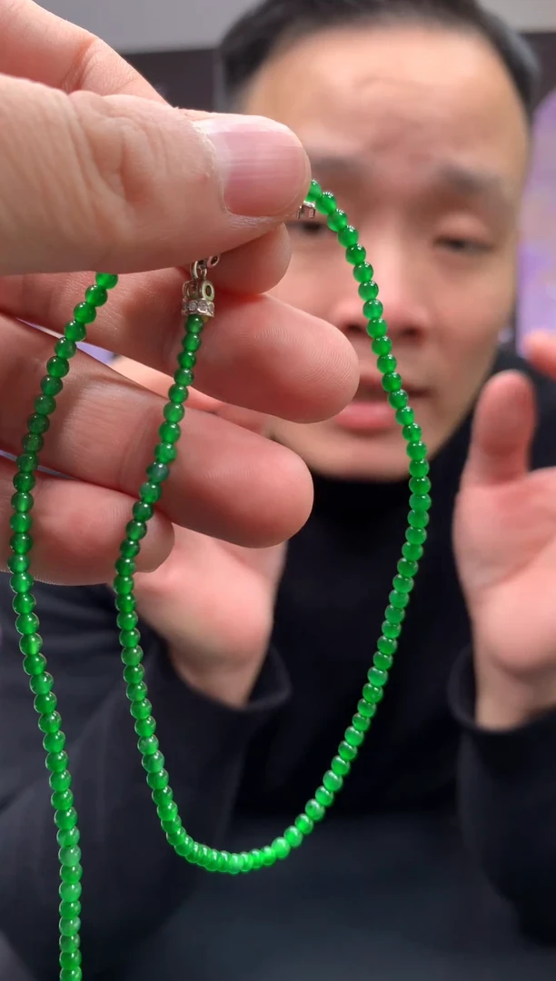 颈饰未镶嵌翡翠翡翠A货满绿项链