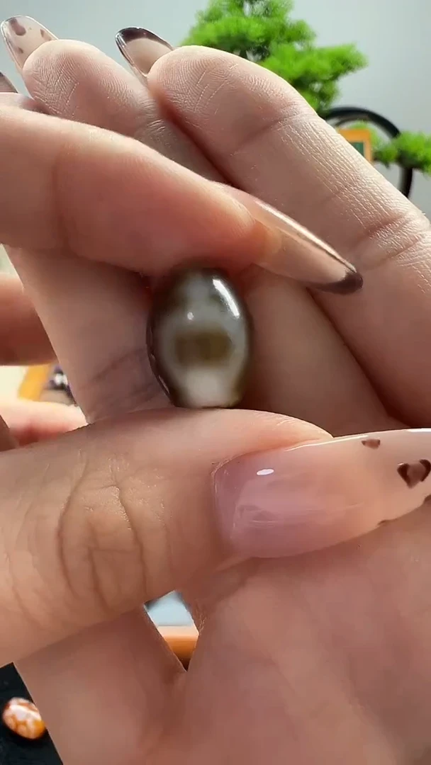 玛瑙/玉髓（覆膜）颈饰未镶嵌48.（微瑕随机发货）