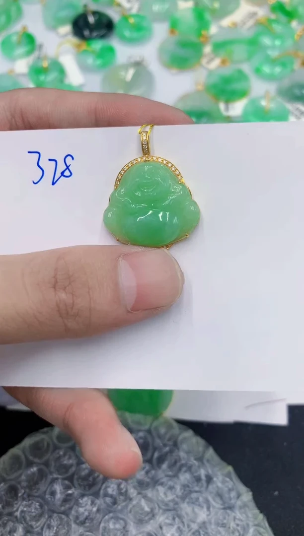 颈饰18K金镶嵌翡翠依*1111111