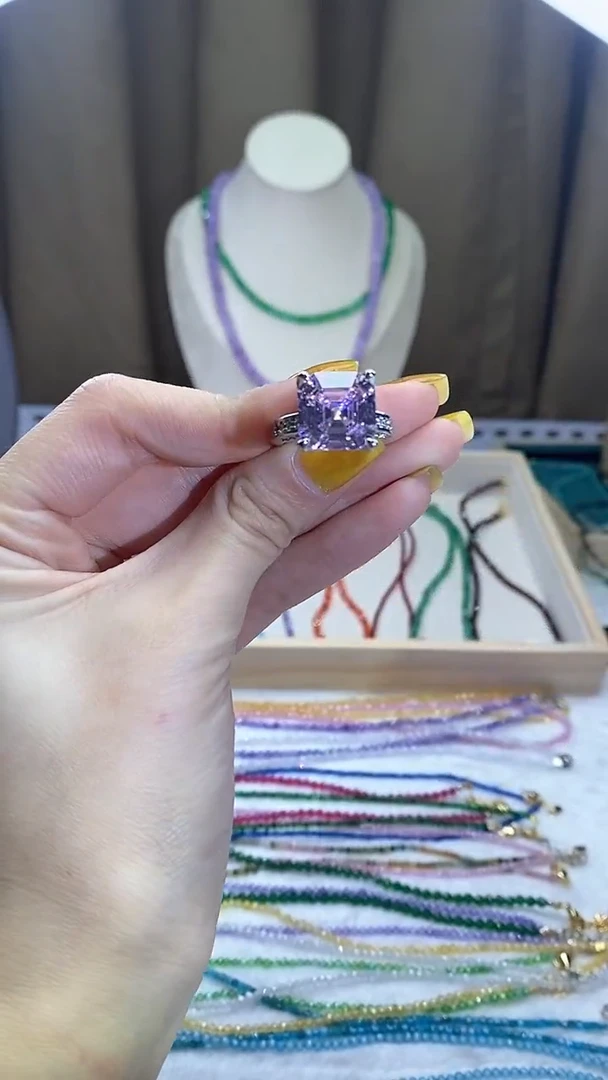 【闪购商品】钻石颈饰铂Pt950镶嵌诗宁甄选珠宝SYZBA92