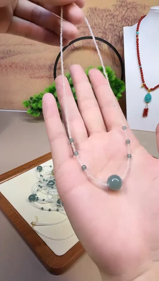 颈饰14K金镶嵌翡翠A985