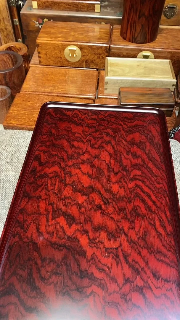 【闪购商品】红酸枝木类木艺茶盘一个